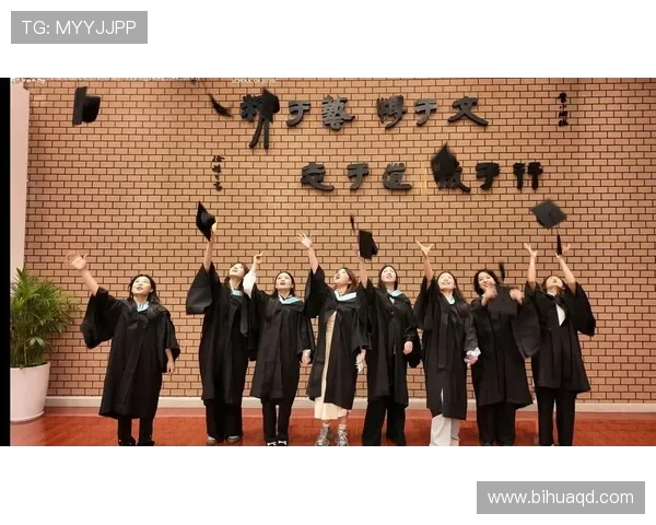 杭州足球队的成长之路:从青涩起步到辉煌成就的纪实故事 杭州足球队的成长之路:从青涩起步到辉煌成就的纪实故事