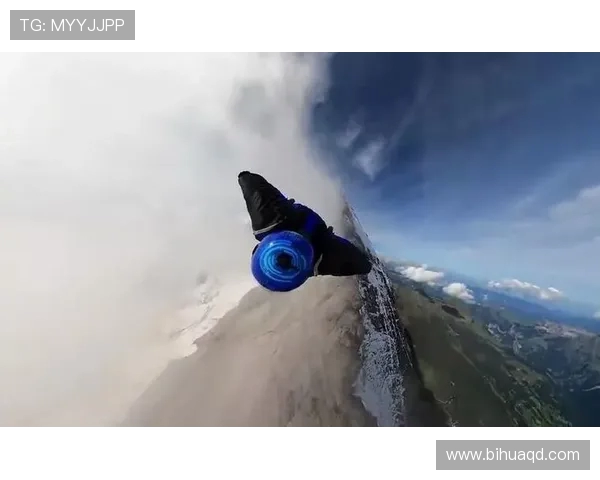 极限运动盛宴:深入成都极限运动队的技术与训练揭秘 极限运动盛宴:深入成都极限运动队的技术与训练揭秘