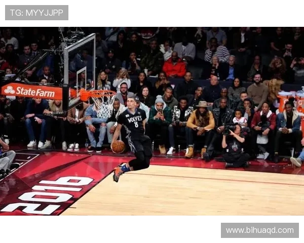 卡特与拉文精彩对决视频回顾见证扣篮传奇的巅峰时刻