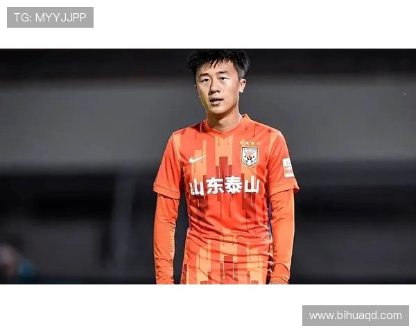 泰山鲁能与江苏队激战正酣球迷期待精彩对决与精彩进球时刻 泰山鲁能与江苏队激战正酣球迷期待精彩对决与精彩进球时刻